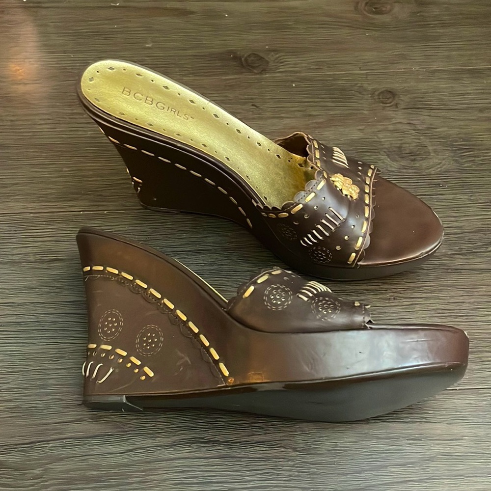 BCBG Brown Wedges Sandals 9.5